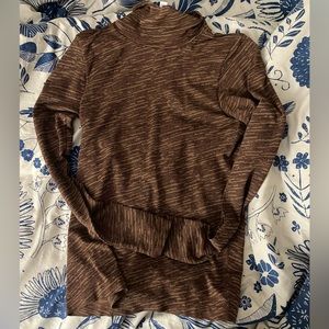 ATHLETA NWOT Long Sleeve